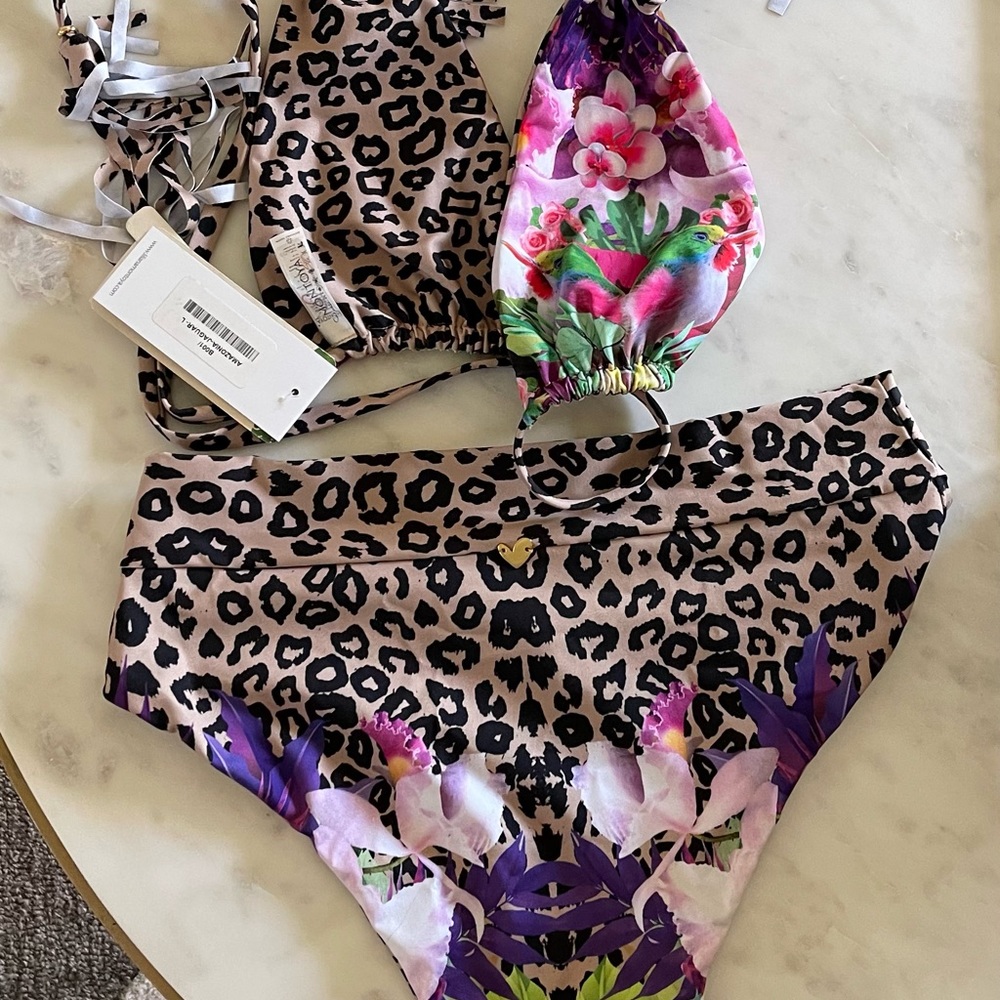 Liliana Montoya Swim